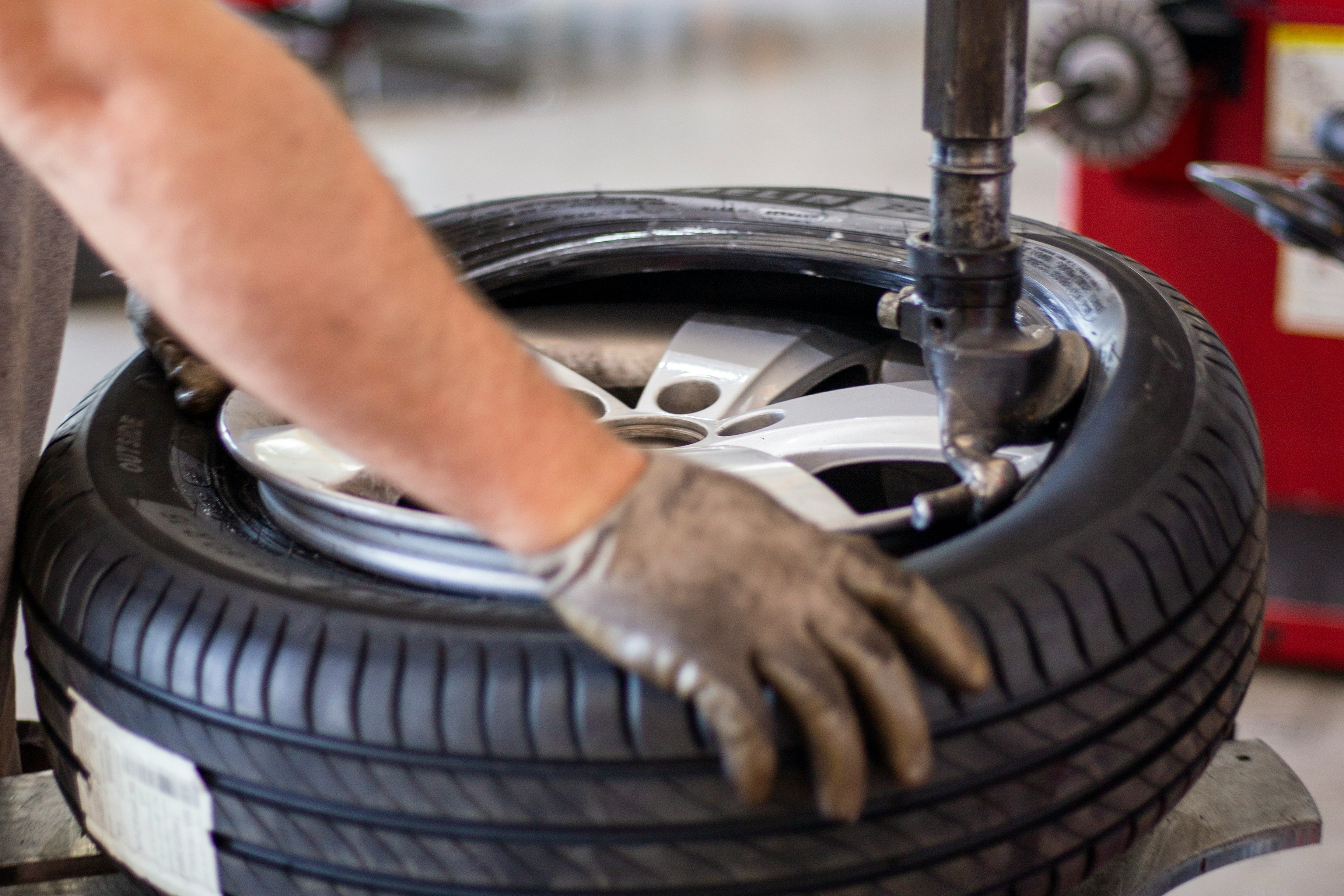 Karbon Ireng: Karakteristik Inti lan Analisis Aplikasi Multi-Industri